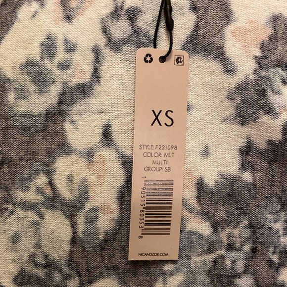 NWT Nic + Zoe Multicolored Floral V-Neck Long Sleeve Pullover Fleece Sweater XS - Picture 8 of 10